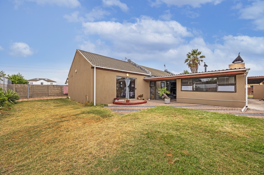 3 Bedroom Property for Sale in Bonnie Brae Western Cape